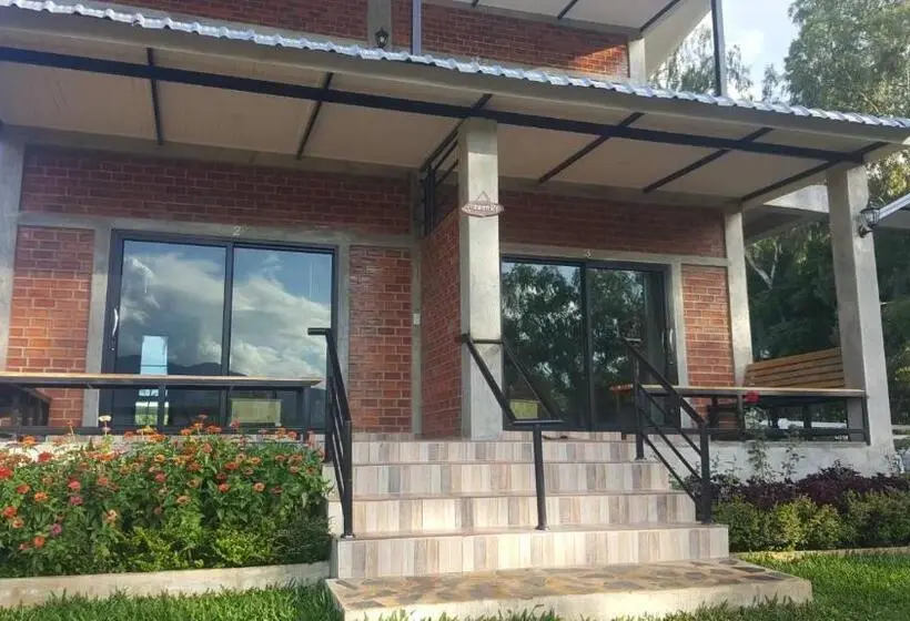 スタンダード４人部屋, Khao Kho Overview Resort