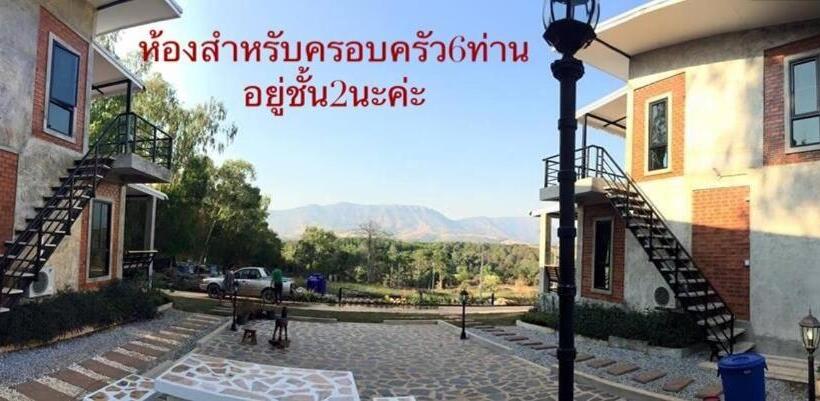 غرفة عائلية مطلّة علي الجبل, Khao Kho Overview Resort