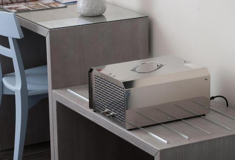 اتاق استاندارد با تخت بزرگ, Kissfromsalento B&b+bike