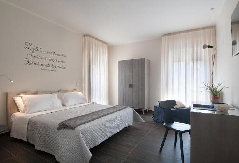 اتاق استاندارد با تخت بزرگ, Kissfromsalento B&b+bike