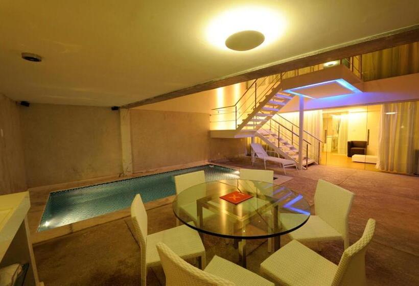 デラックススイート, Nexos Motel Piedade Adults Only