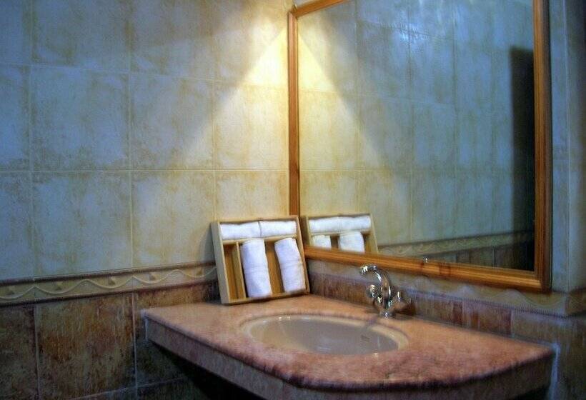 1 Sovrums Hus, Camp Riverwild