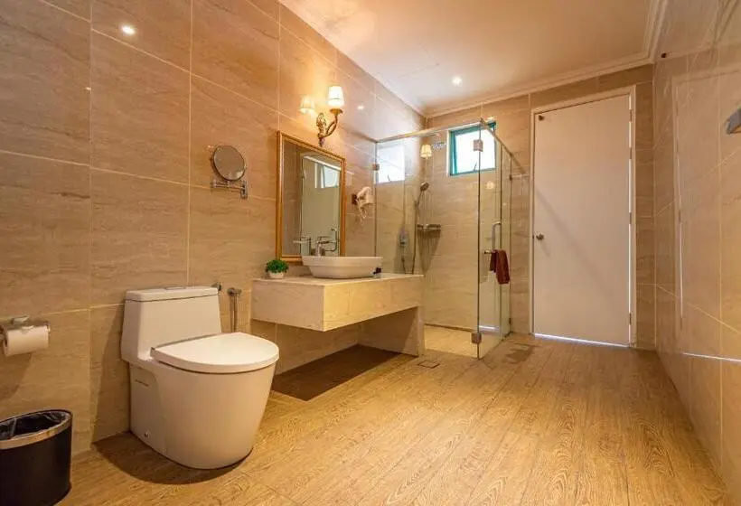 バスタブ付きデラックスルーム, Tasik Villa International Resort