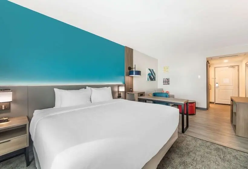 スイート, Comfort Suites Fort Myers East I 75