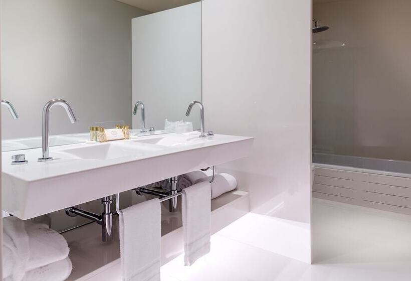 Люкс с гидромассажем, 4615