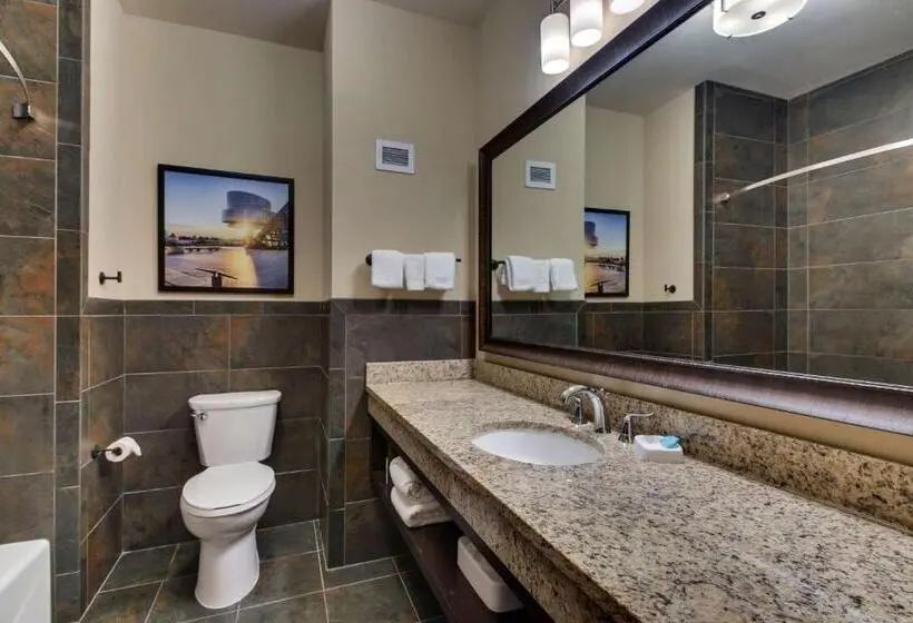 سوییت سوپریور, Drury Plaza Hotel Cleveland Downtown