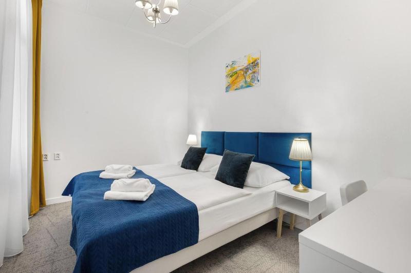 Economy Szoba, Elisabeth Old Town