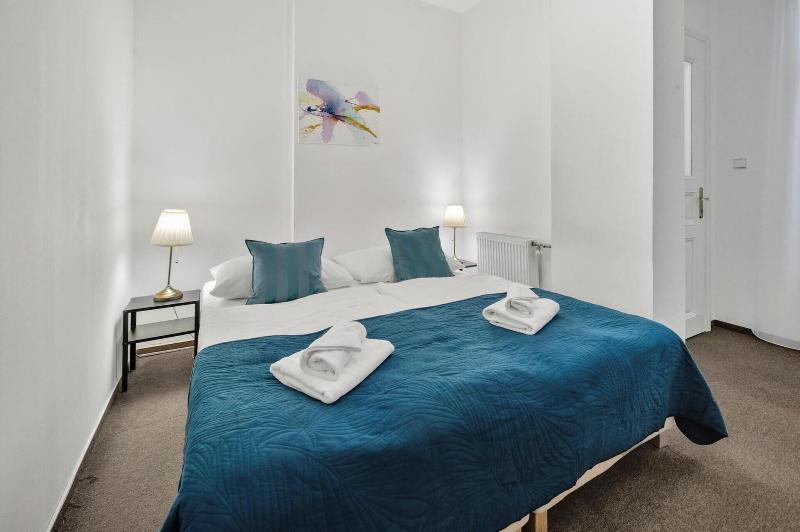 Economy Szoba, Elisabeth Old Town