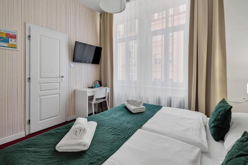 Economy Szoba, Elisabeth Old Town