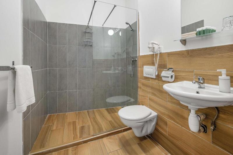 Családi Szoba, Elisabeth Old Town