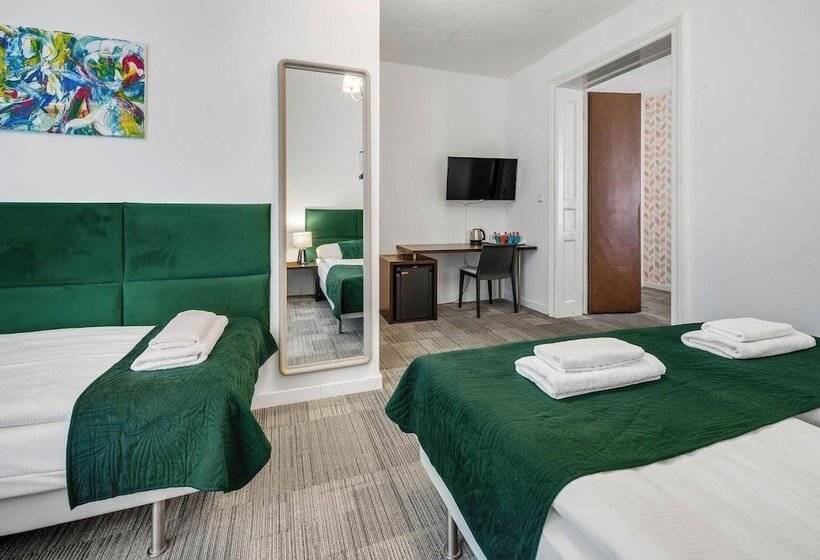 Családi Szoba, Elisabeth Old Town