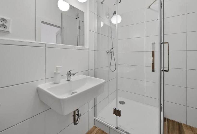 Családi Szoba, Elisabeth Old Town