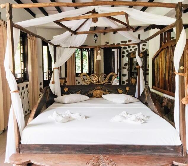 디럭스 룸, Jungle Inn Bukit Lawang