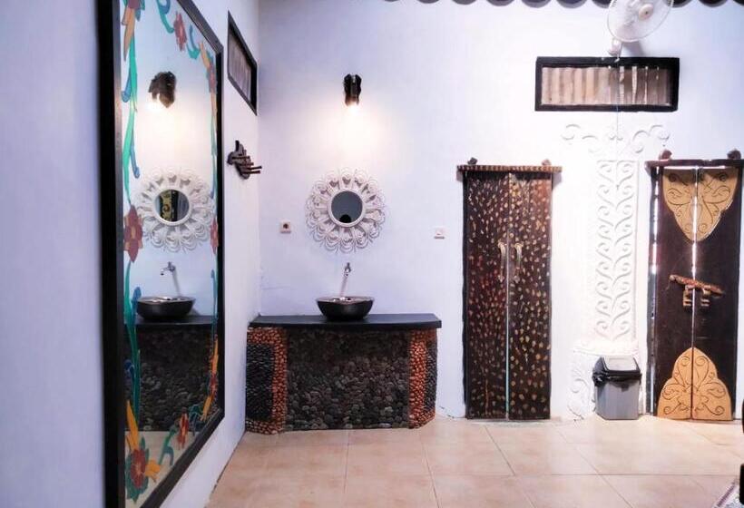 اتاق سوپریور, Jungle Inn Bukit Lawang