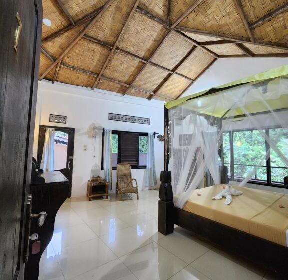 اتاق سوپریور, Jungle Inn Bukit Lawang