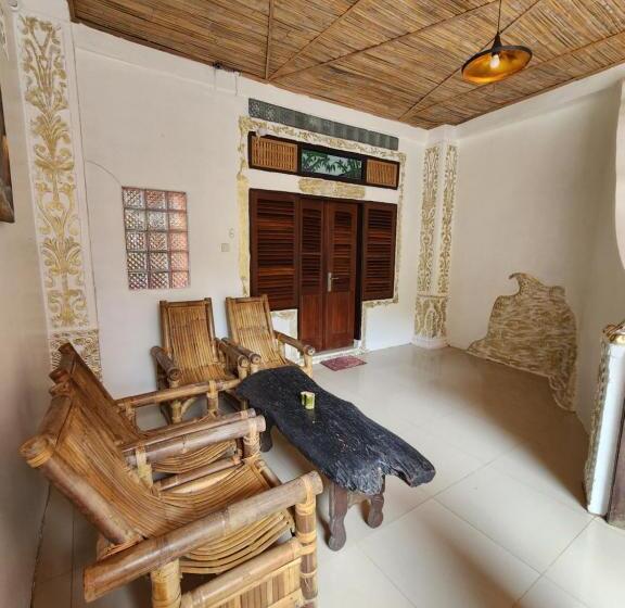 이코노미 룸, Jungle Inn Bukit Lawang