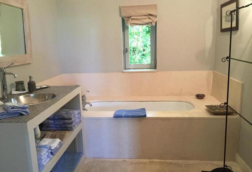 Люкс Вид на Горы, La Borie En Provence