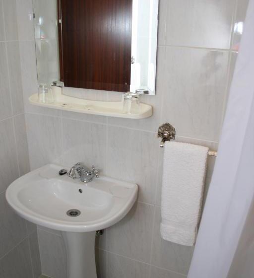 스탠다드 룸, Padre Cruz