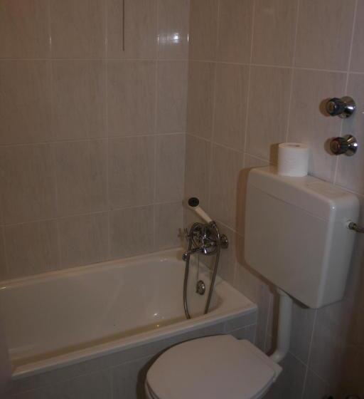 스탠다드 룸, Padre Cruz