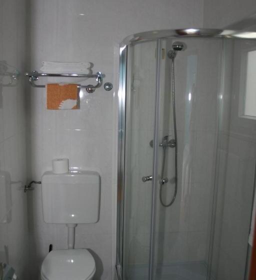 스탠다드 트리플 룸, Padre Cruz