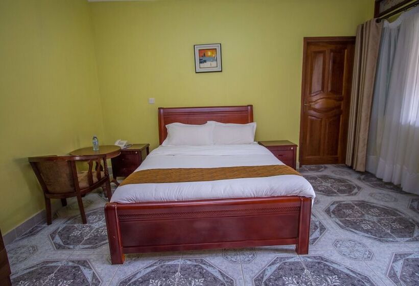 اتاق لوکس, Tuzza