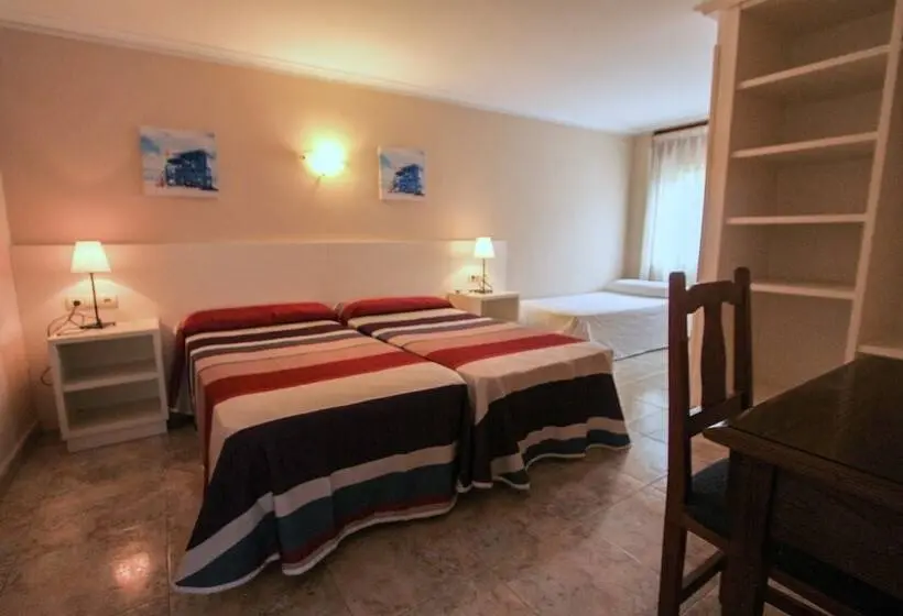 اتاق استاندارد سه نفره, Pension San Jorge
