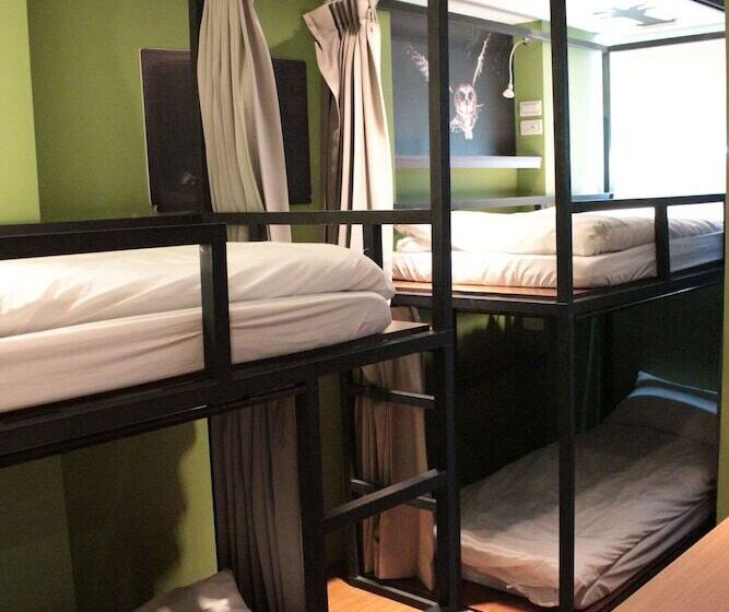 اتاق استاندارد چهار تخته, 逢甲驛站青年旅舍