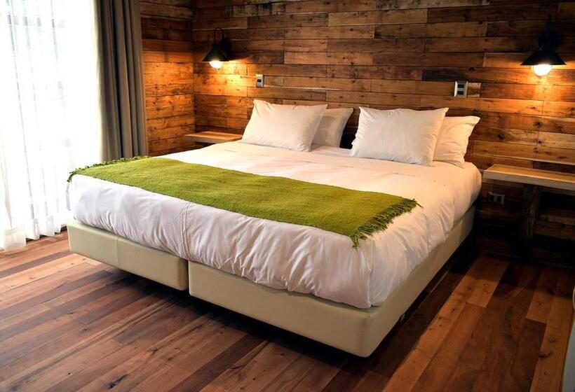 سوییت لوکس, Agua Nativa