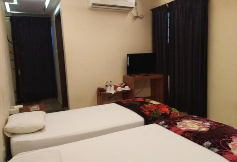 Chambre Economy, Bottomhill Palace