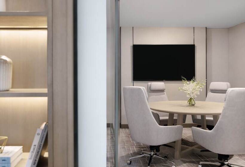 חדר אקזקיוטיב, Courtyard By Marriott Tianjin Hongqiao