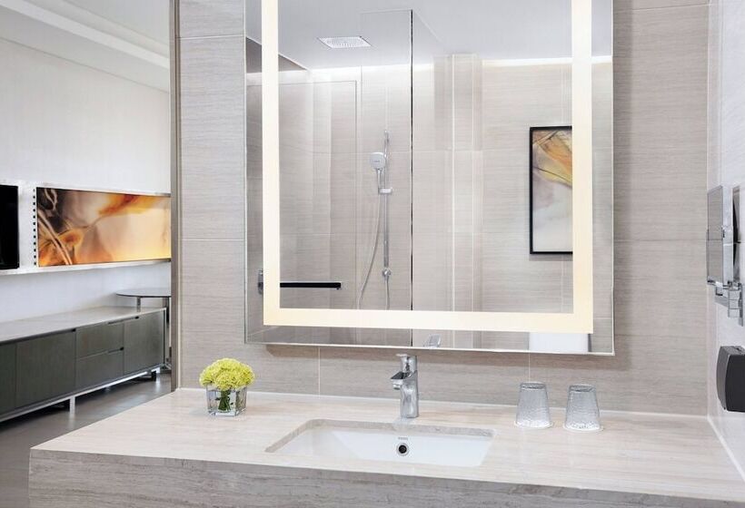 חדר אקזקיוטיב, Courtyard By Marriott Tianjin Hongqiao
