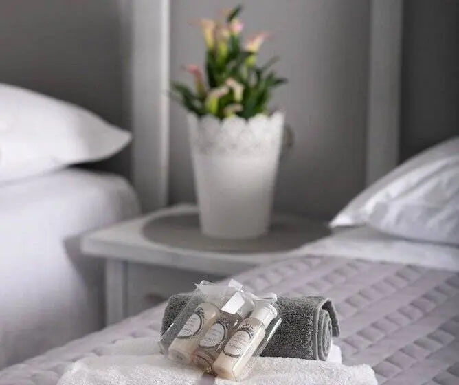 Economy Triple Room, Gli Ulivi