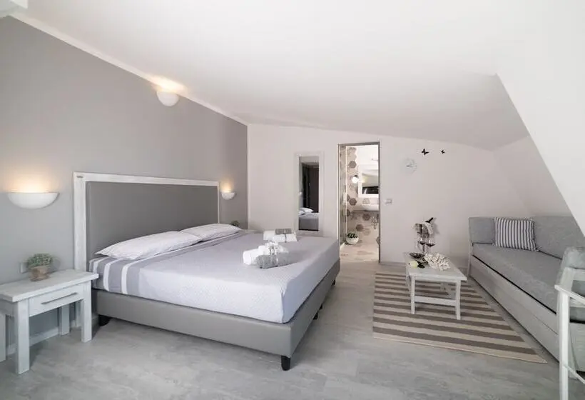 Economy Triple Room, Gli Ulivi