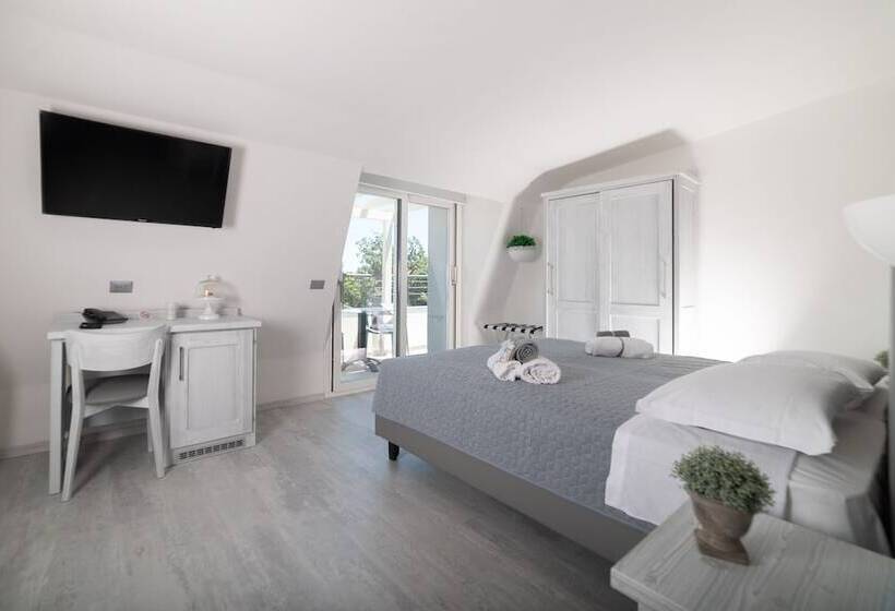 غرفة إقتصادية ثلاثية, Gli Ulivi