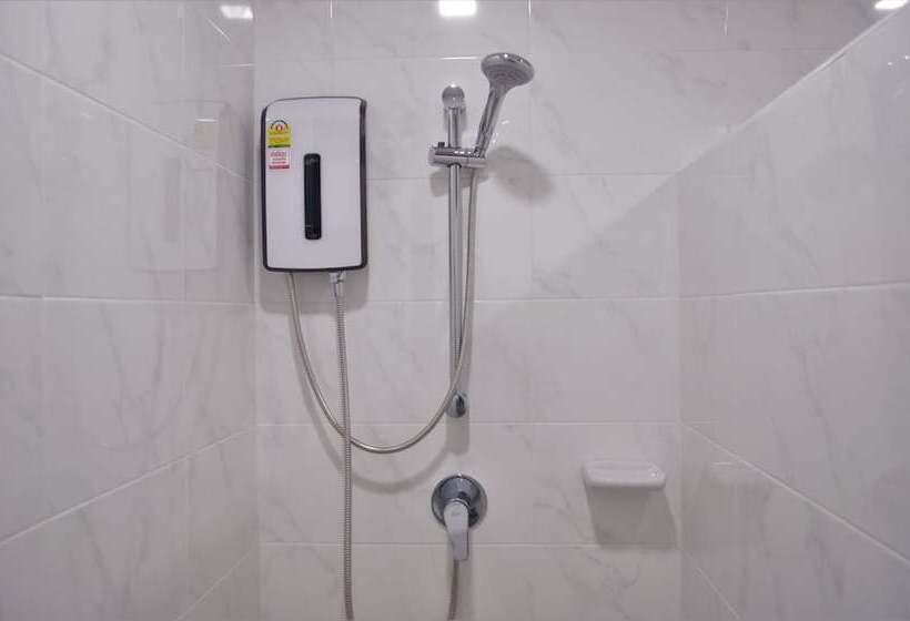 سوئیت با بالکن, Luxury Residence