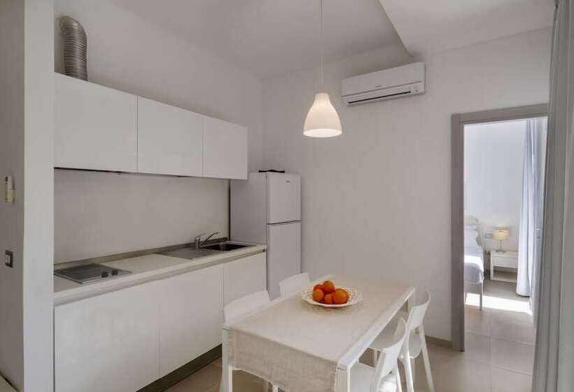 سوئیت جونیور اینتریور, Salento Residence & Suite