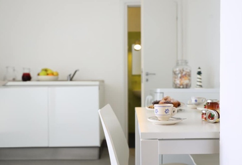 استودیوی استاندارد, Salento Residence & Suite