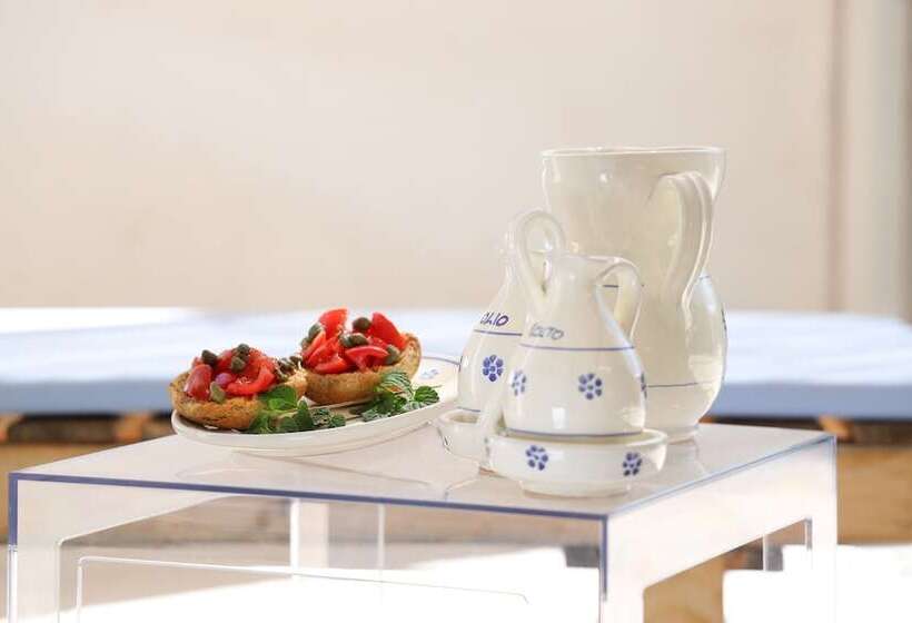 استودیوی استاندارد, Salento Residence & Suite