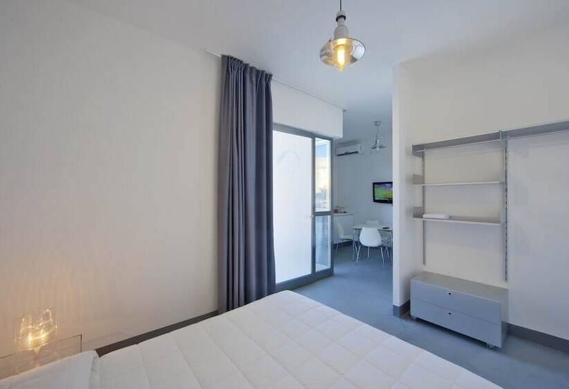 استودیوی استاندارد, Salento Residence & Suite