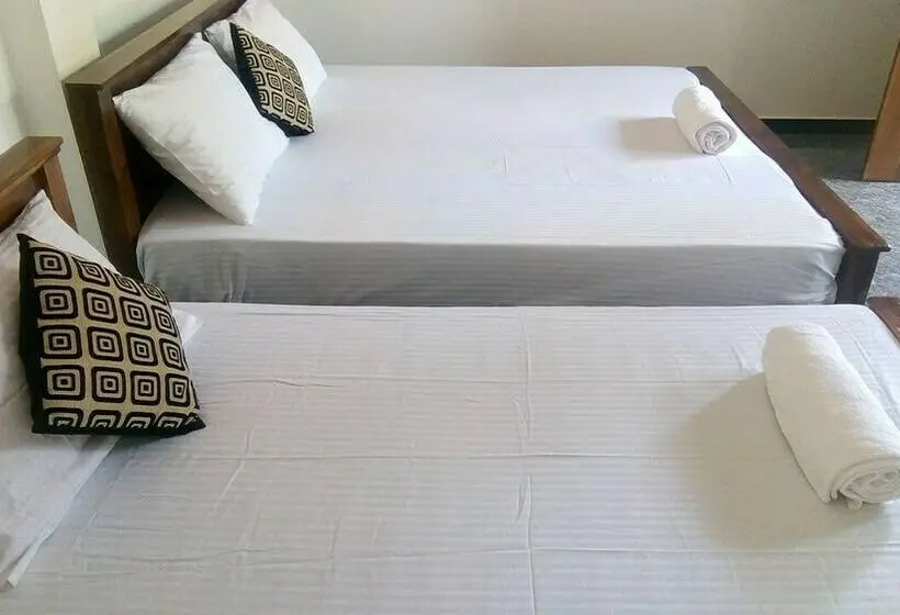 ガーデンビューデラックスルーム, Umesh Home Stay