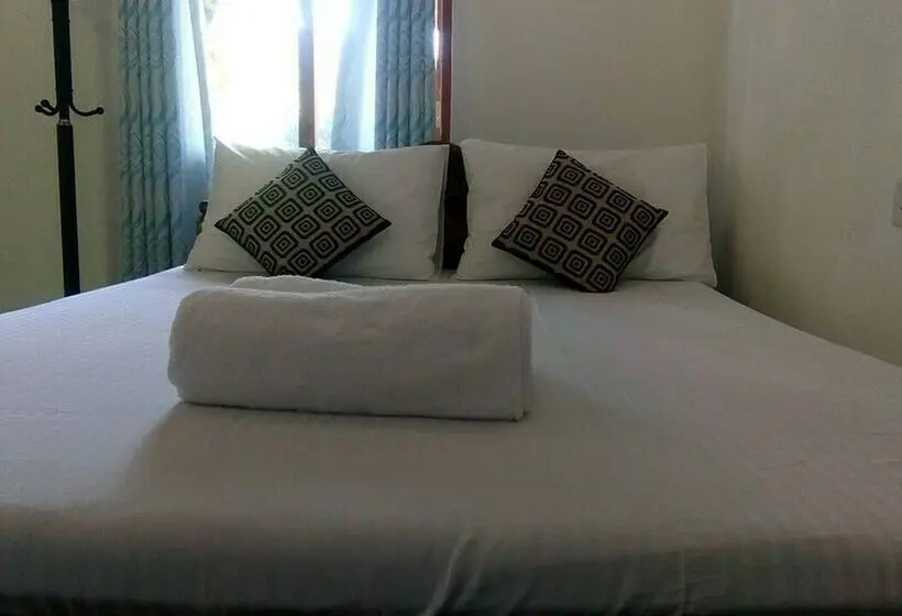ガーデンビューデラックスルーム, Umesh Home Stay