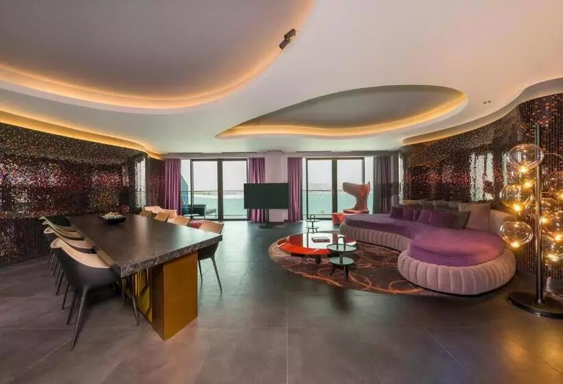 سوئیت با تخت بزرگ, W Dubai  The Palm