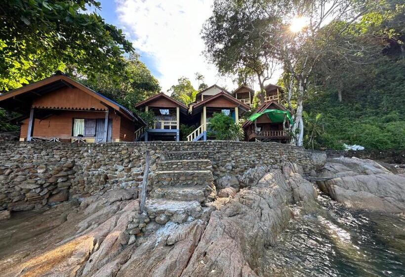 スタンダードバンガロー, Mama's Bungalows Koh Chang Ranong