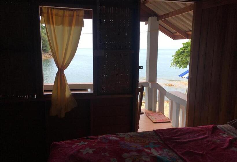 スタンダードバンガロー, Mama's Bungalows Koh Chang Ranong