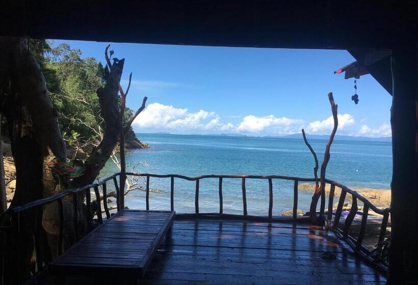 スタンダードバンガロー, Mama's Bungalows Koh Chang Ranong