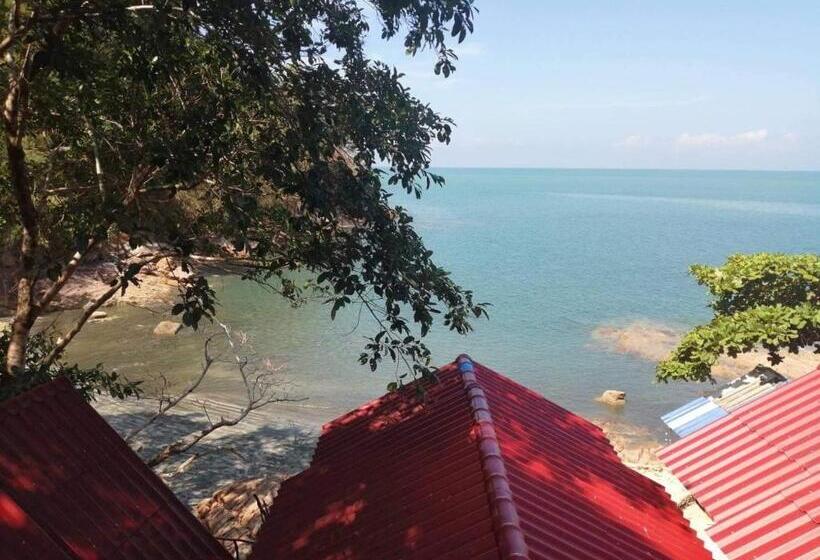 オーシャンビューのスタンダードバンガロー, Mama's Bungalows Koh Chang Ranong