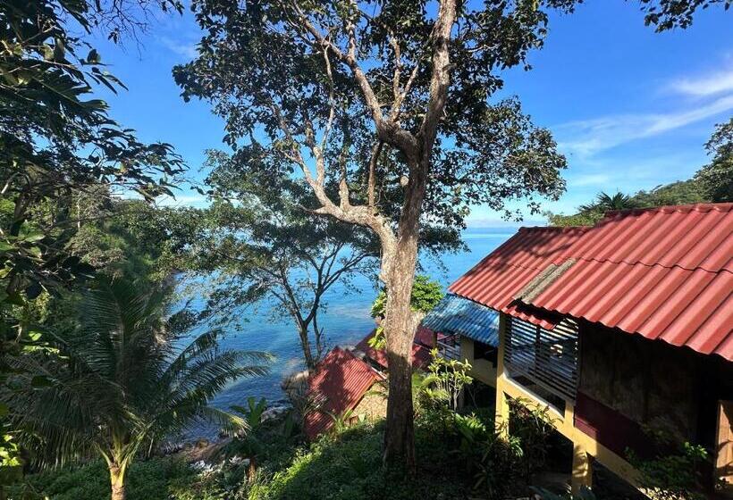 オーシャンビューのスタンダードバンガロー, Mama's Bungalows Koh Chang Ranong