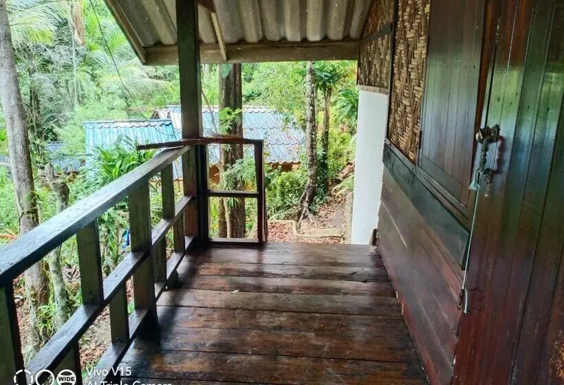バルコニー付きデラックスルーム, Mama's Bungalows Koh Chang Ranong