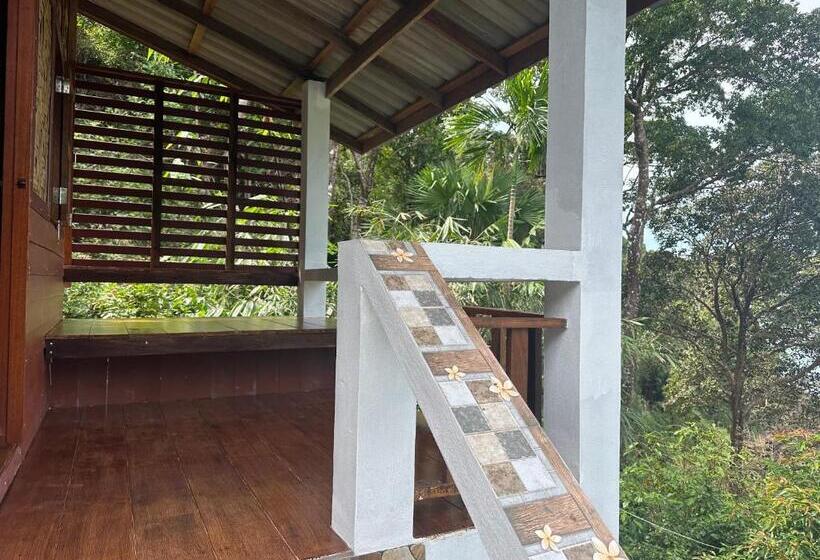 デラックスバンガロー, Mama's Bungalows Koh Chang Ranong