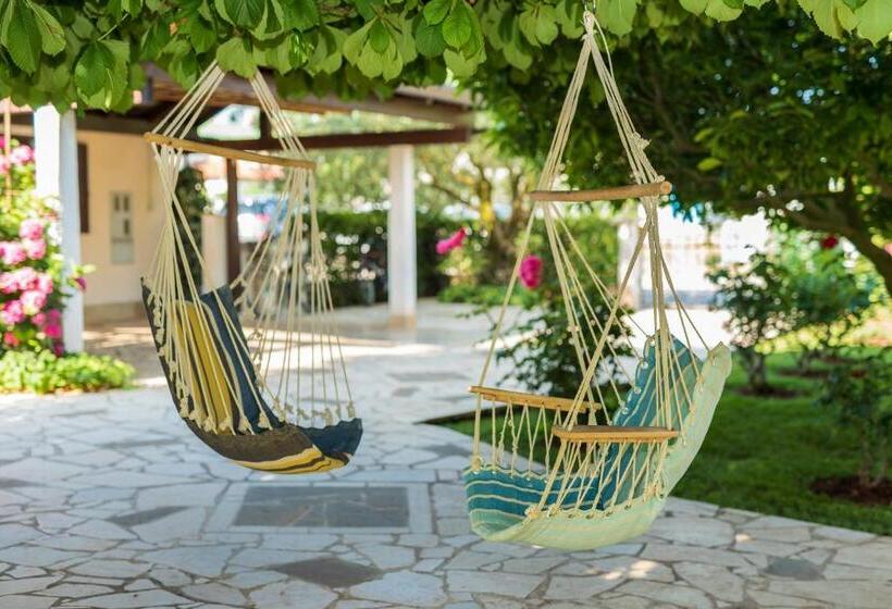 Standardrum, B&b Carmela